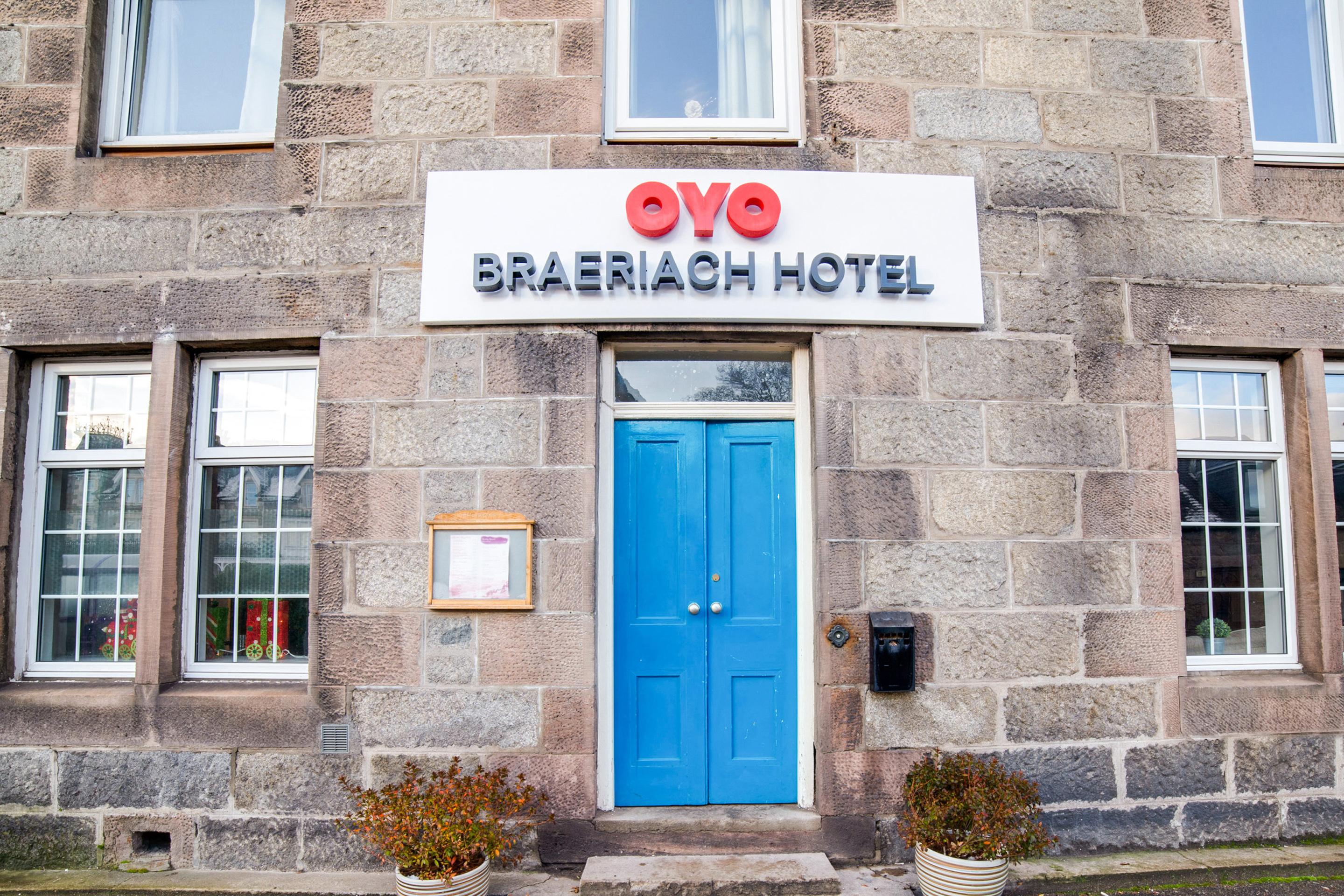 ניוטונמור Oyo Braeriach Hotel, Highlands Scotland מראה חיצוני תמונה